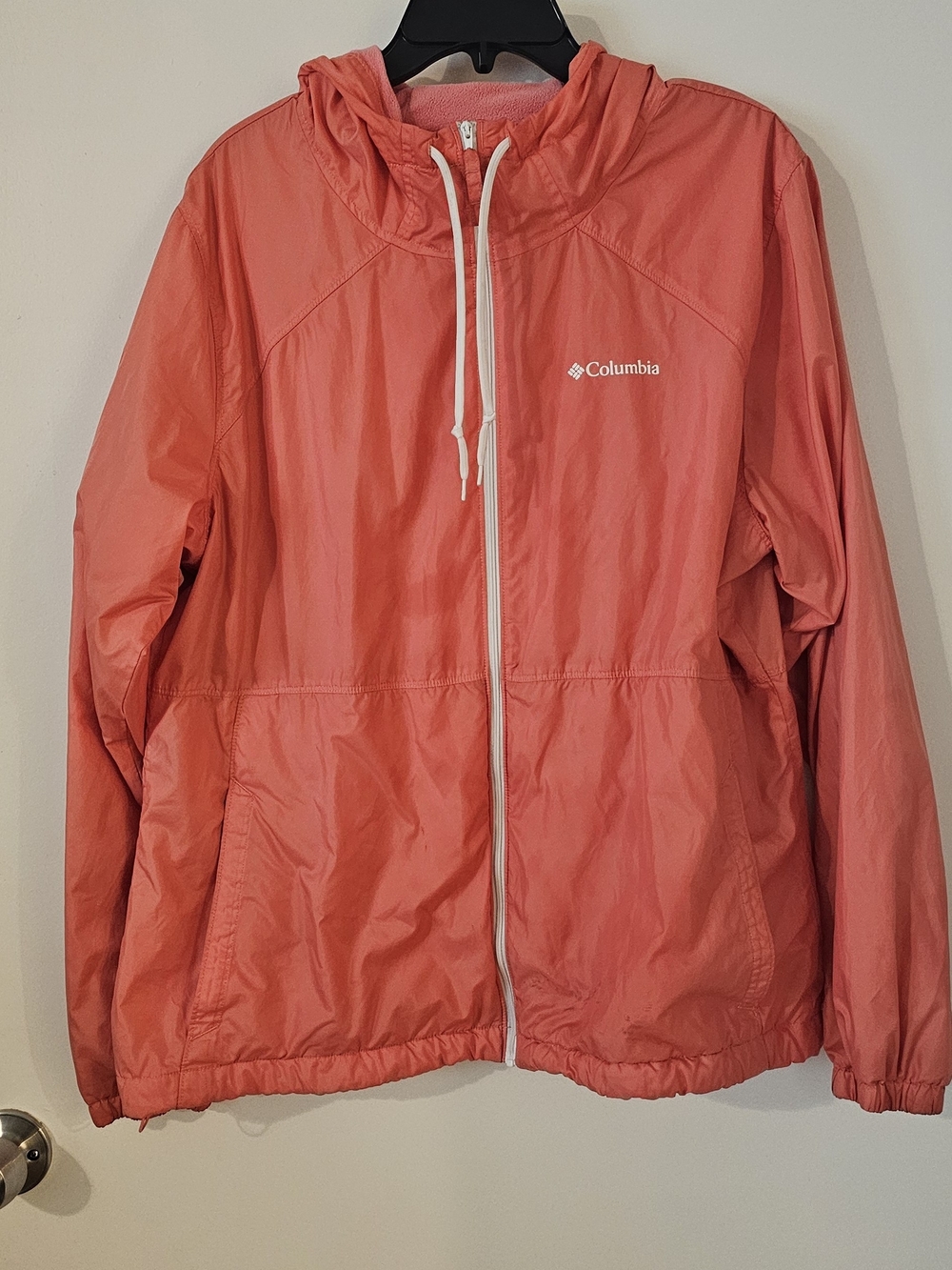 Columbia Lightweight Hooded Windbreaker - Coral